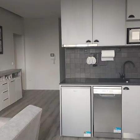 Apartman Maia Apartment *